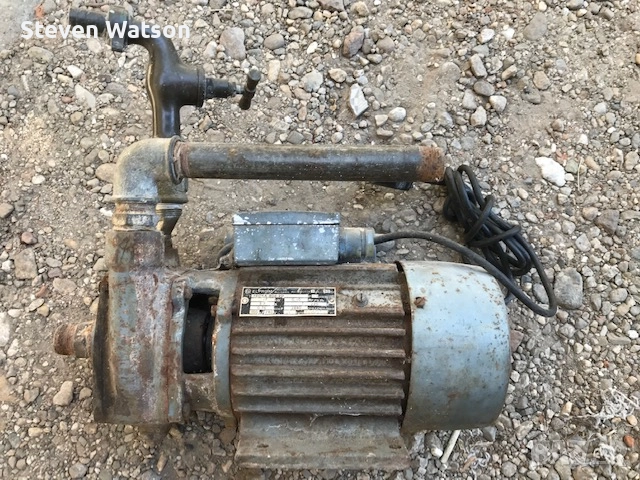 Водна помпа - 2 броя, снимка 1