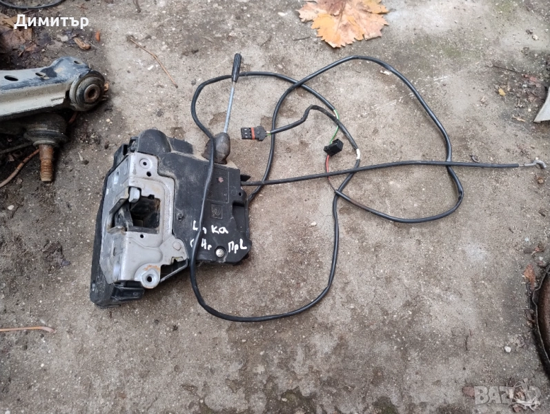 Брава Врата Предна Лява За Мерцедес Ц Комби 2003г / Mercedes C Combi 2003y, снимка 1