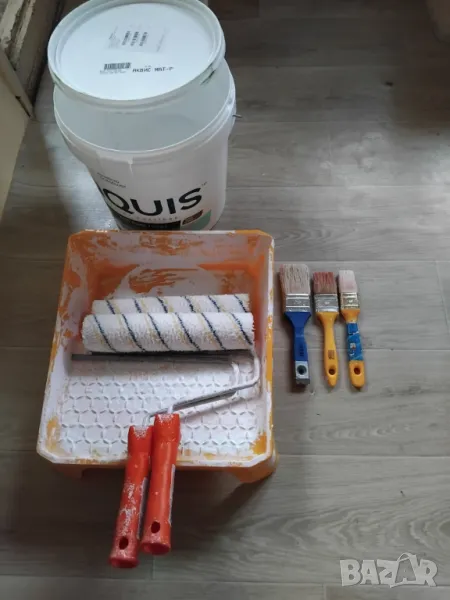 МЕЧЕТА И ВАНИЧКА И ЧЕТКИ, снимка 1