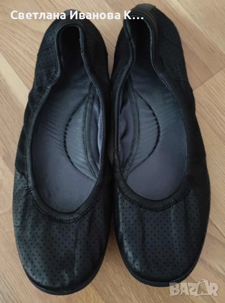 Затворени обувки черни Clarks, снимка 1