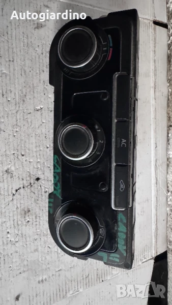 Климатичен блок / панел / табло зa VW Caddy - 5HB009751-58, снимка 1