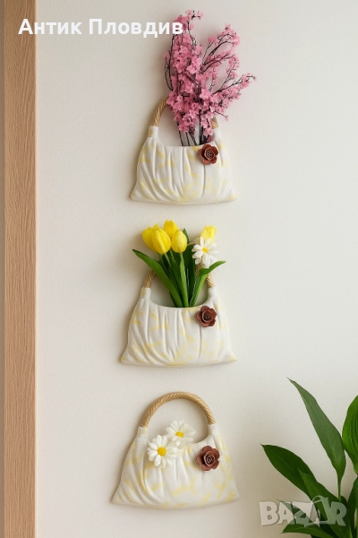 Порцеланова ваза за стена , снимка 1