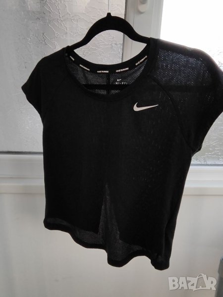 Nike оригинален дамски спортен кроп топ, XS, снимка 1