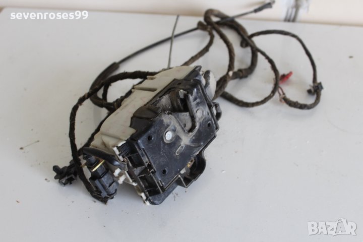 Брава предна дясна с инсталация Сеат Кордоба 01“ SEAT Cordoba 2001, снимка 1