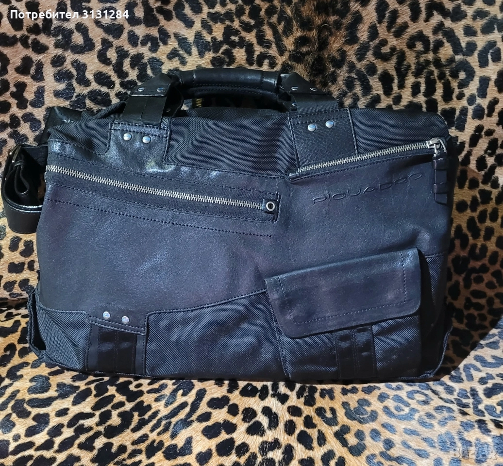 Piquardo маркова италианска пьтна чанта от кожа и плат Италия, снимка 1