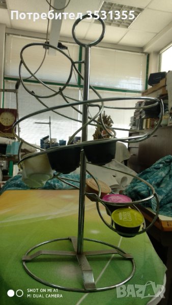 Стойка за 15 капсули Долче густо за 20лв и въртяща-25лв, снимка 1