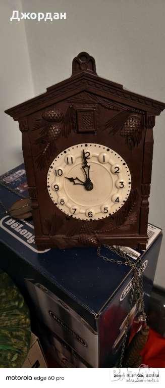 Стенен часовник с кукувичка, снимка 1