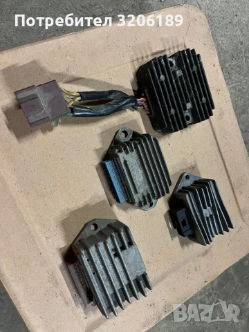 Реле регулатор за скутер Ямаха Yamaha , Хонда Honda , Piaggio , Aprilia 