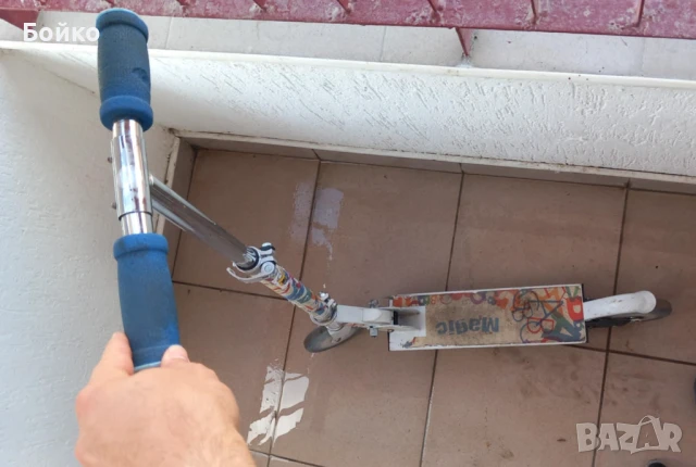 Детска тротинетка (на задно колело липсва лагер), снимка 2 - Скутери и тротинетки - 50675983