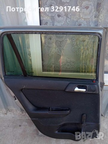 Задни врати  оборудвани  за Опел Астра G комби исузу 2003г 1.7DTi 75к.с, снимка 3 - Части - 41552900