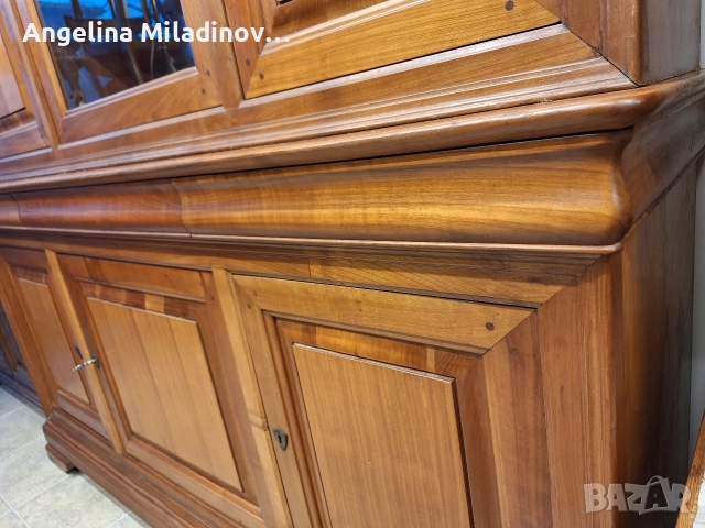 Луксозен трапезен бюфет череша масив , снимка 11 - Секции и витрини - 52671398