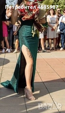 Продавам бална рокля