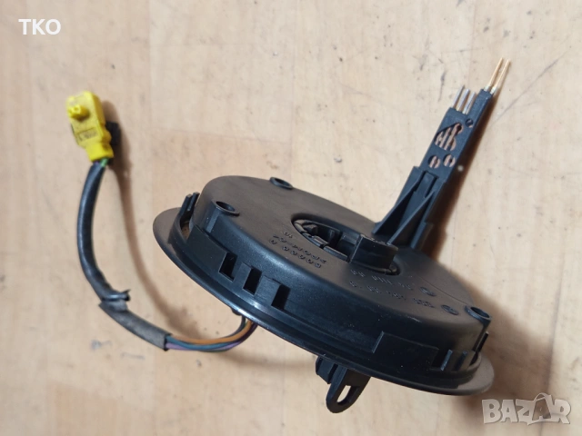 Лентов кабел за MERCEDES S-class W220