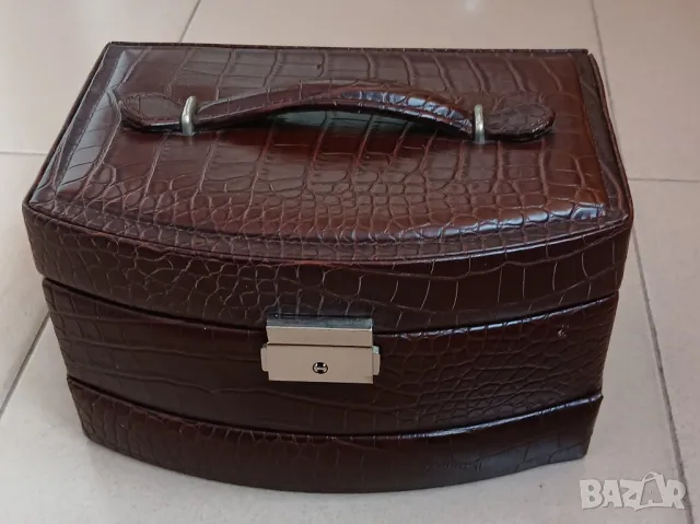 Куфарче за бижута от естествена кожа, снимка 6 - Чанти - 49319802