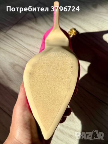 Дамски обувки на ток със златни верижки, снимка 6 - Дамски обувки на ток - 52307645