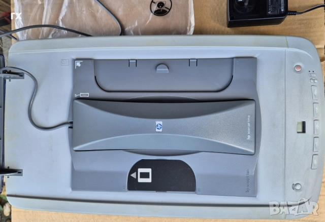 HP ScanJet 4570c скенер за диапозитиви, снимки, филми, документи, снимка 3 - Принтери, копири, скенери - 53407045