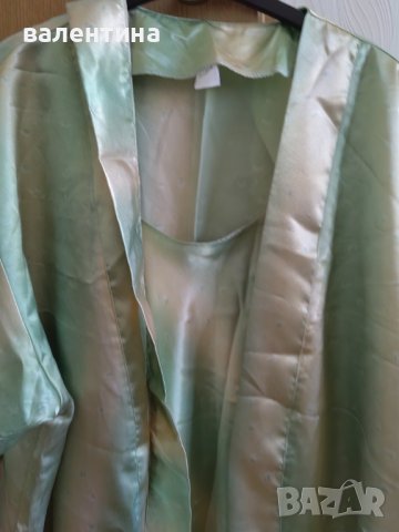 Сатетен комплект - нощница и халат, снимка 2 - Нощници - 42009231