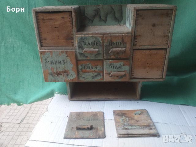 Старо шкафче за подправки, снимка 1 - Други ценни предмети - 34168538
