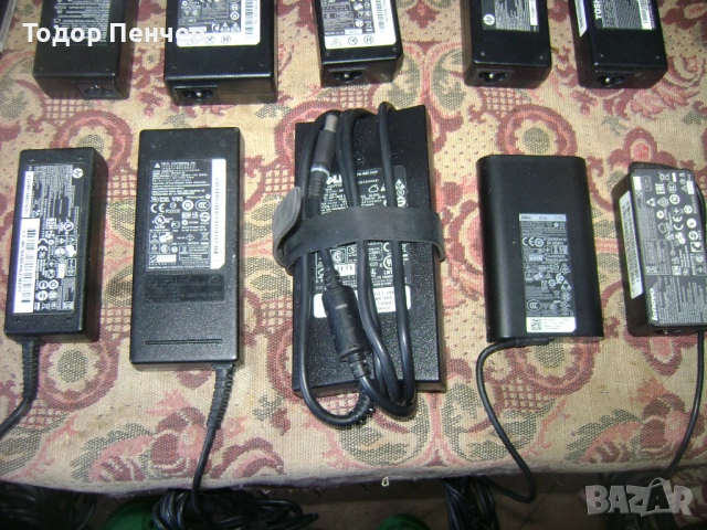 Продавам работещи зарядни за лаптопи, снимка 5 - Захранвания и кутии - 53844352