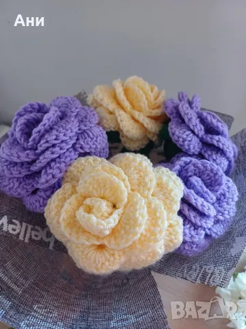 Ръчно изплетен букет цветя, снимка 5 - Декорация за дома - 47999879