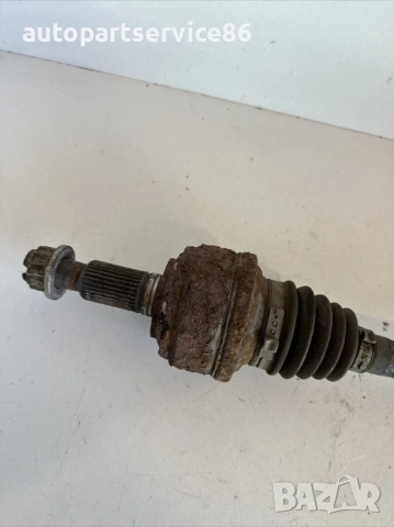 Каре на задвижващ вал заден ляв за Volkswagen Touareg 3.0 TDI (2009) 7L0501201B, снимка 2 - Части - 53811016