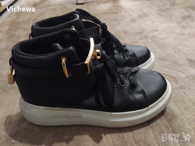 Високи кецове 