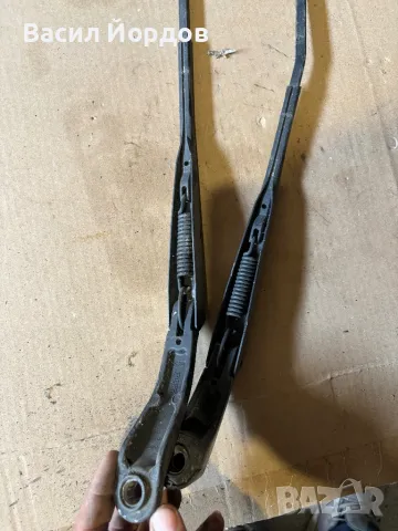 Предни Рамена  Чистачки за Хонда Сивик 7 / Honda Civic 7 / Рамо Чистачки / Предни Рамена, снимка 2 - Части - 50053983