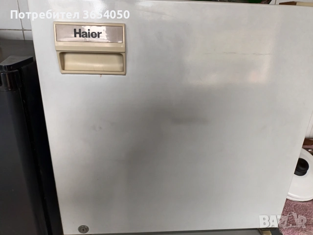 Хладилник-минибар работещ, снимка 3 - Хладилници - 53676423