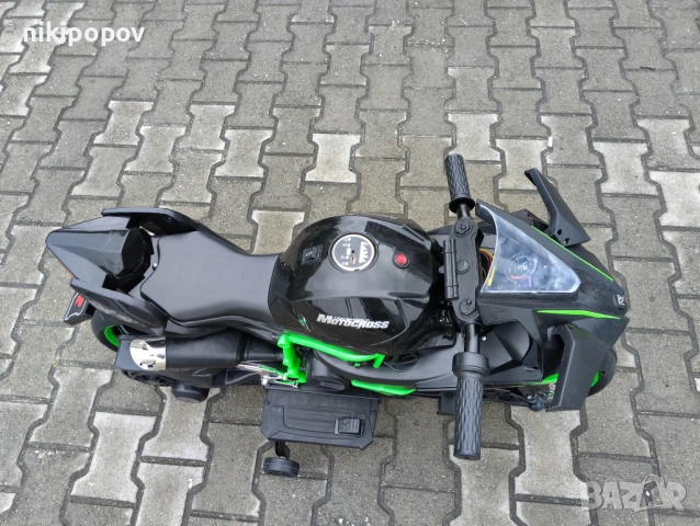 KAWASAKI акумулаторен мотор NINJA DUO черен, снимка 4 - Други - 53849892