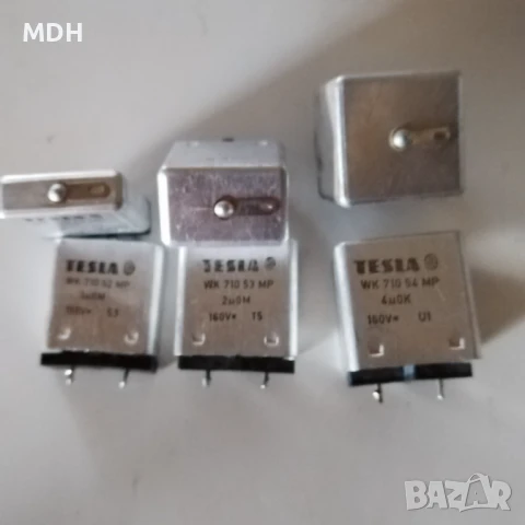 кондензатори TESLA - 1 ,2 и 4 mF / 160 V