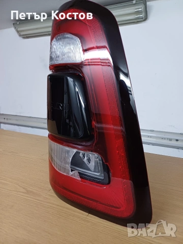  2019-2022 Dodge RAM 1500 десен стоп, снимка 4 - Части - 53726252