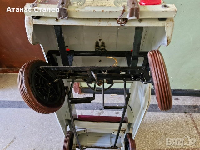 ретро метална количка с педали СССР, снимка 2 - Антикварни и старинни предмети - 52670715