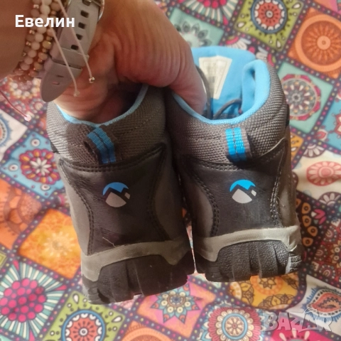 Зимни обувки 38 номер, снимка 2 - Детски боти и ботуши - 51942709