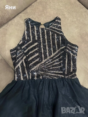 Рокля с полу-отворен гръб, размер S, снимка 3 - Рокли - 51720800