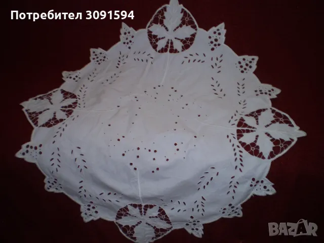 Старинна реколта от 30-те години на миналия век, ръчно бяла рязяна бродерия покривка за маса, снимка 3 - Други ценни предмети - 49524513