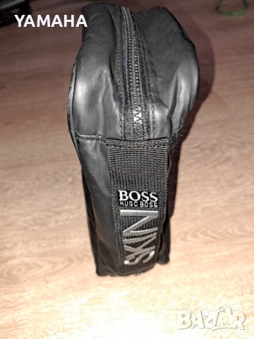 Hugo  Boss Чантачка за  парфюми , снимка 1 - Чанти - 38863063