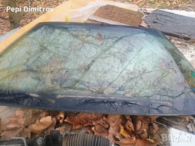 Предно стъкло ,челно стъкло Ауди 80 б4 ,audi 80 b4 комби, снимка 3 - Части - 52549840