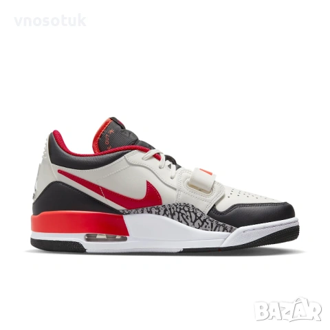 Мъжки маратонки Air Jordan № 51.5, снимка 3 - Маратонки - 53111156