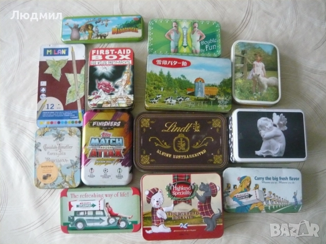 Стари автентични метални кутии