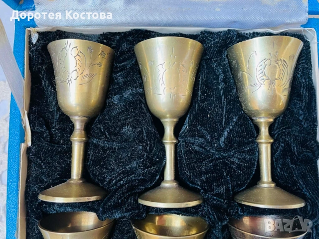 Красиви малки месингови чаши от Англия в кутия, 6 бр металорезба, снимка 3 - Антикварни и старинни предмети - 53867976