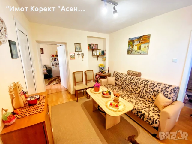 Имот Корект продава Партер, Етаж от къща, Гараж, двор и 1/2 таван, кв. Изток, снимка 15 - Етаж от къща - 51281850