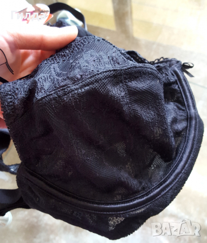 Сутиен Triumph 65 F, снимка 3 - Бельо - 36391902