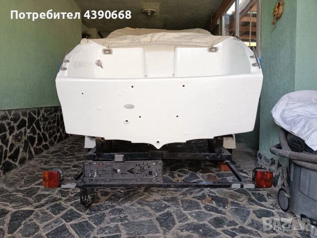 Лодка ELAN Gliser GT402 с колесар, снимка 7 - Воден транспорт - 52509218