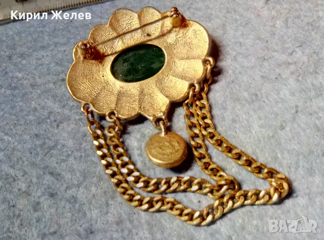 СТАРА АР ДЕКО СТИЛ ПОЗЛАТЕНА БРОШКА с ШЛИФОВАН ЗЕЛЕН АХАТ МАЙСТОРСКА РЕТРО ИЗРАБОТКА 48843, снимка 3 - Антикварни и старинни предмети - 48160266