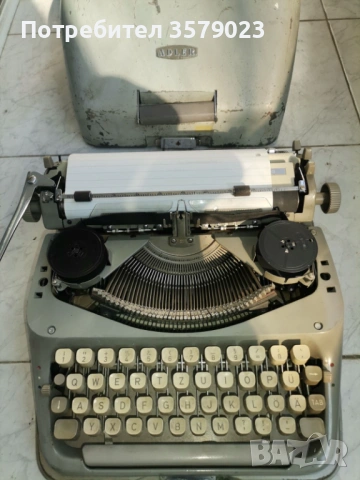 Пишеща машина Adler Primus, снимка 3 - Антикварни и старинни предмети - 53703572