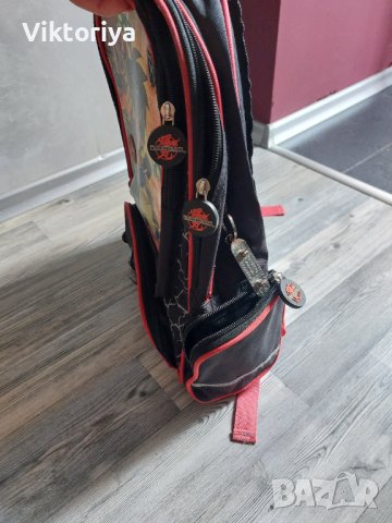 Ученически раници, снимка 8 - Раници - 41359199