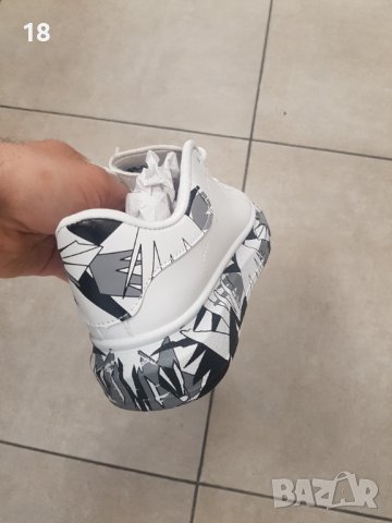 Дамски обувки, снимка 3 - Дамски ежедневни обувки - 40462338