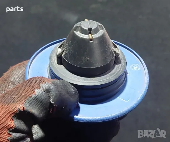 Капачка Резервоар със Ключ Ситроен Ах - Пежо, снимка 4 - Части - 50307749