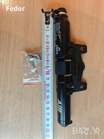 Помпа за велосипедни гуми Crivit, снимка 2 - Аксесоари за велосипеди - 53323376