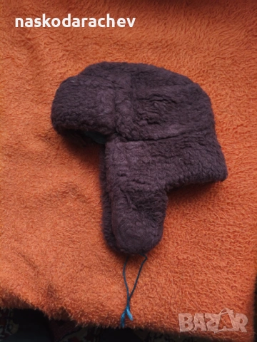 Топъл кафяв калпак 